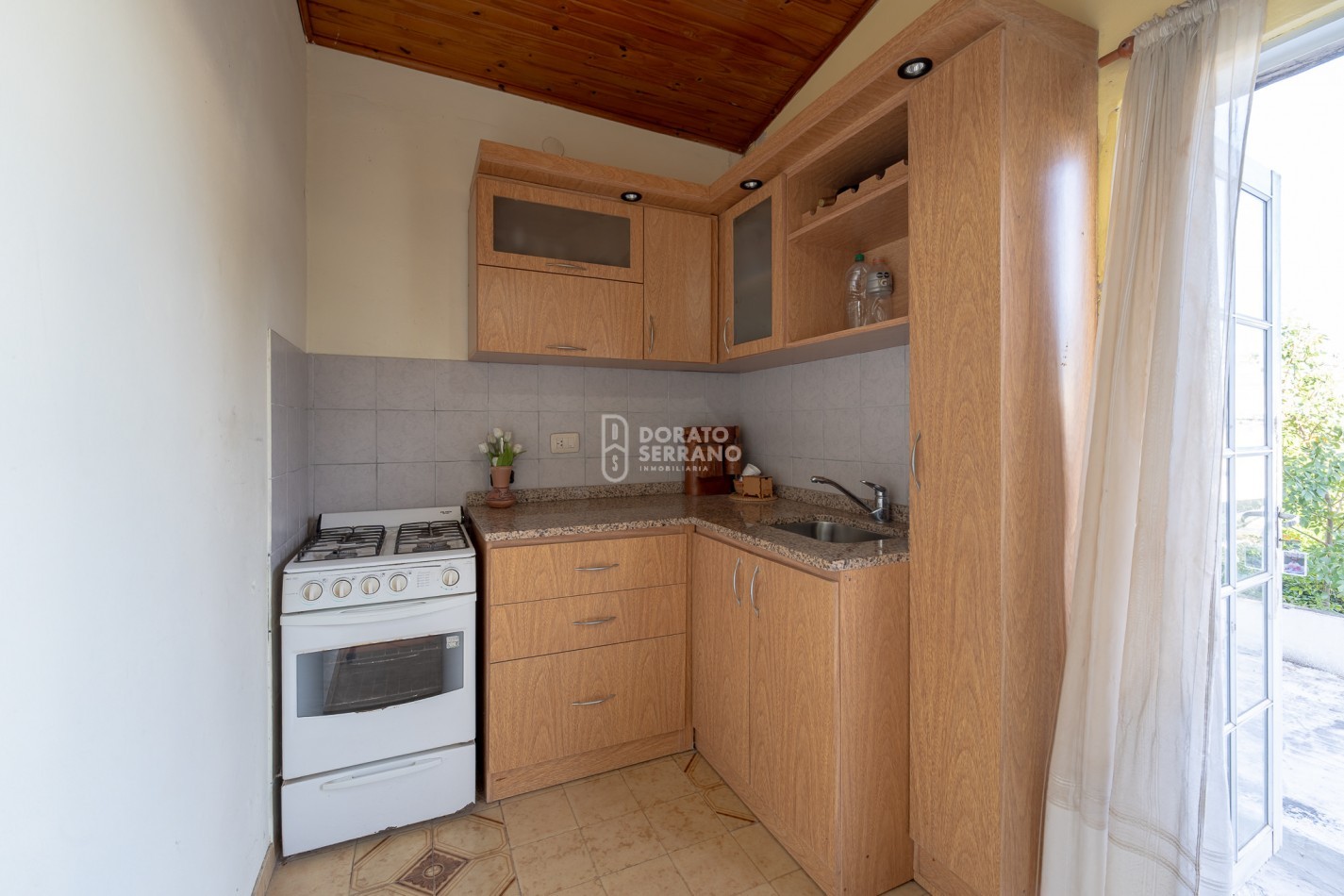 3X1 / CASA - DEPTO - LOCAL -  PASOS DE LA PLAZA CENTRAL!