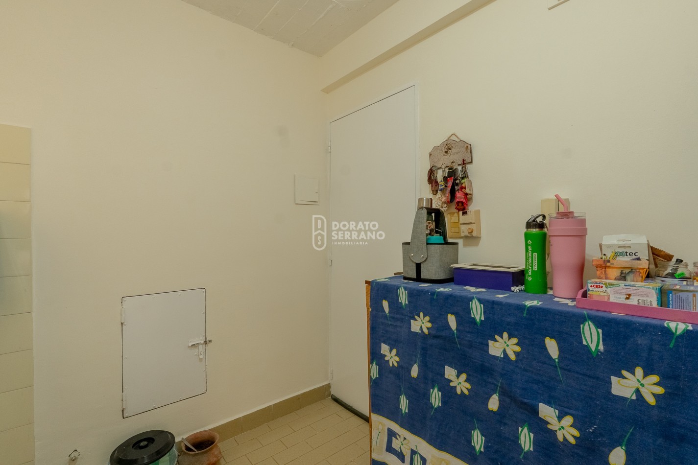 DEPTO. 2 DORMITORIOS! IMPECABLE! SOBRE AVENIDA J. NEWBERY!