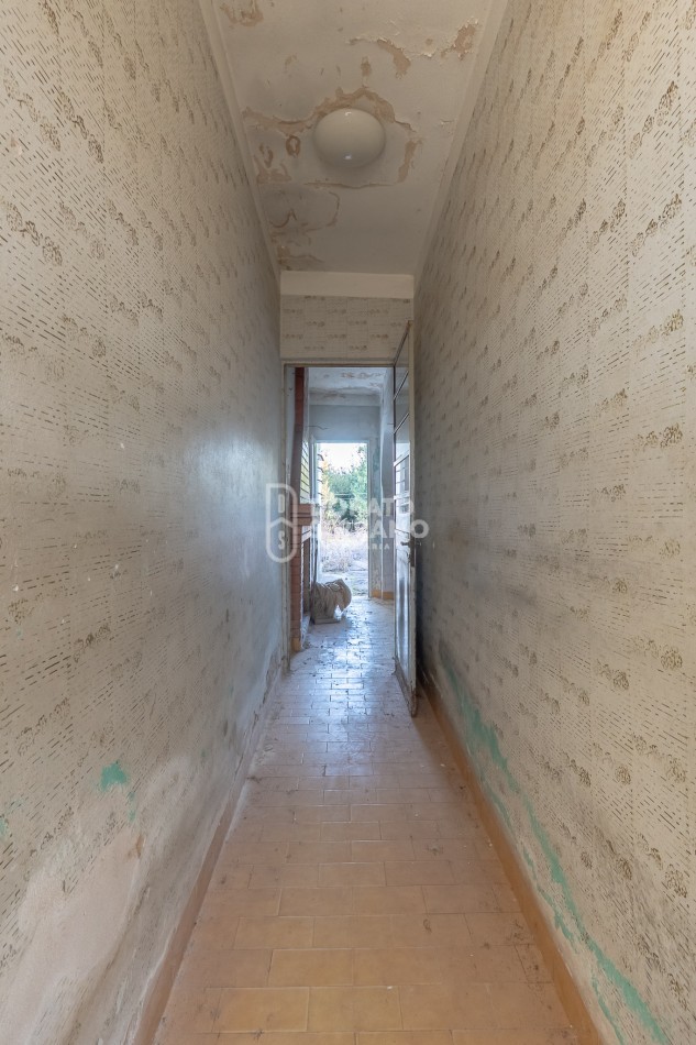 LOTE IDEAL + CASA A RECICLAR / EN PLENO BARRIO PROGRESO!