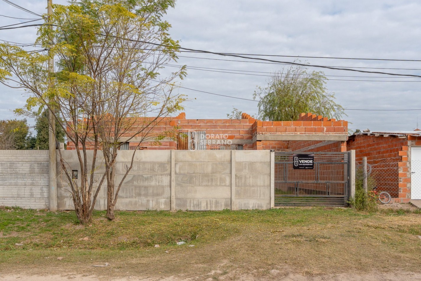 LOTE + CASA A TERMINAR! 