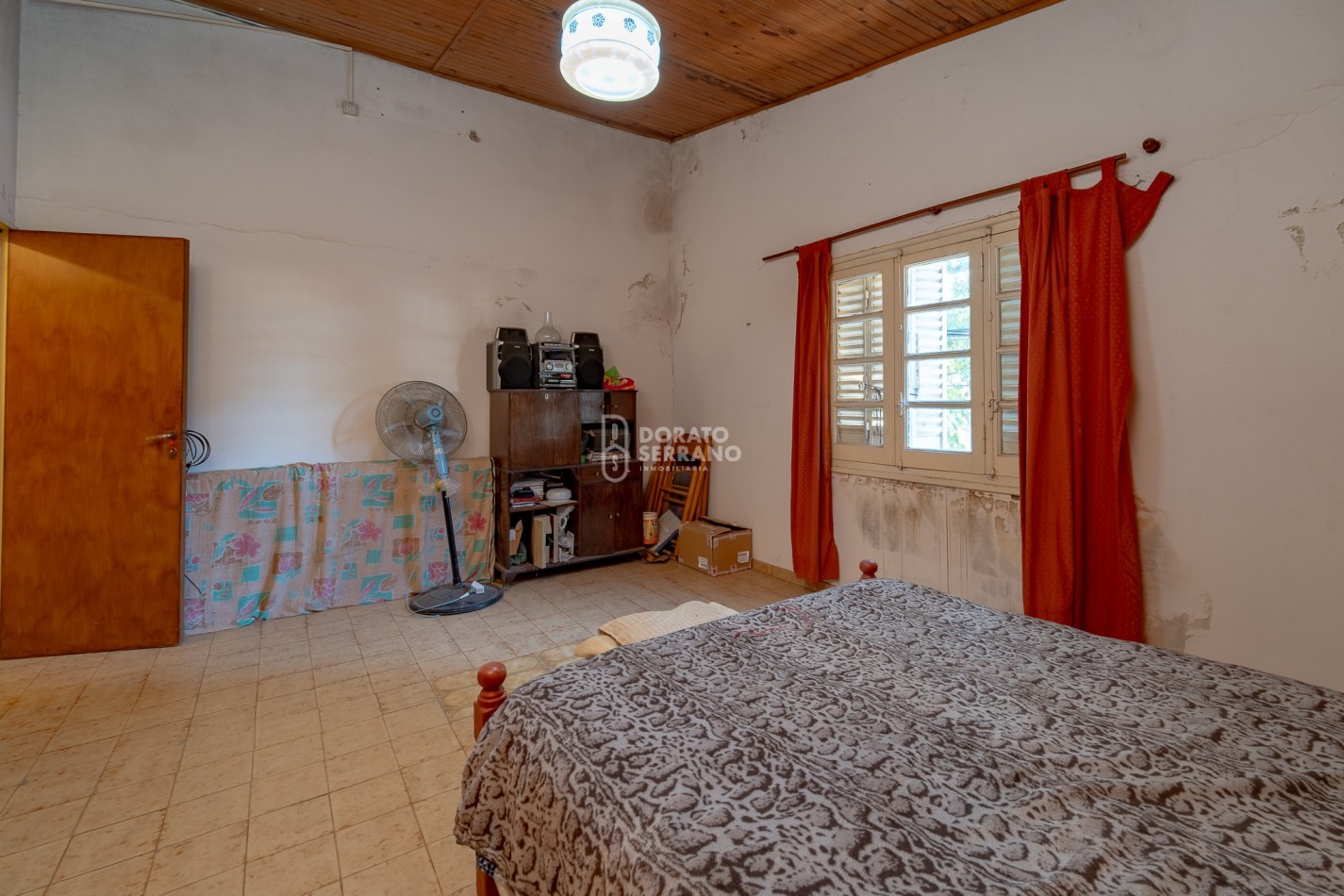 3X1 / CASA - DEPTO - LOCAL -  PASOS DE LA PLAZA CENTRAL!