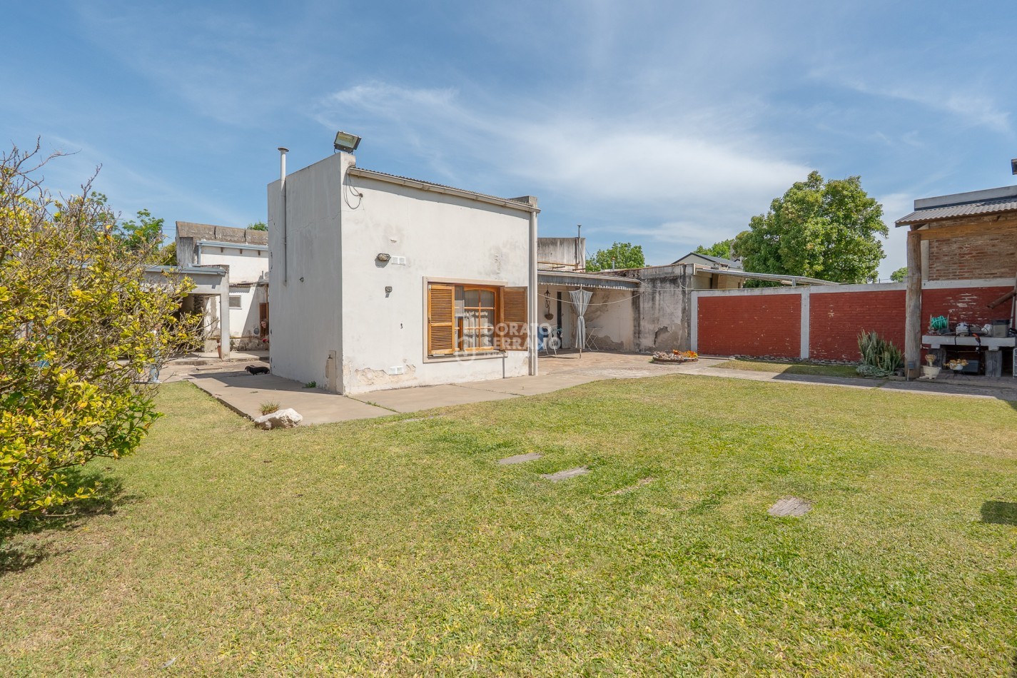 ESTILO & AMENITIES + LOTE XL / EXTRAORDINARIO! 