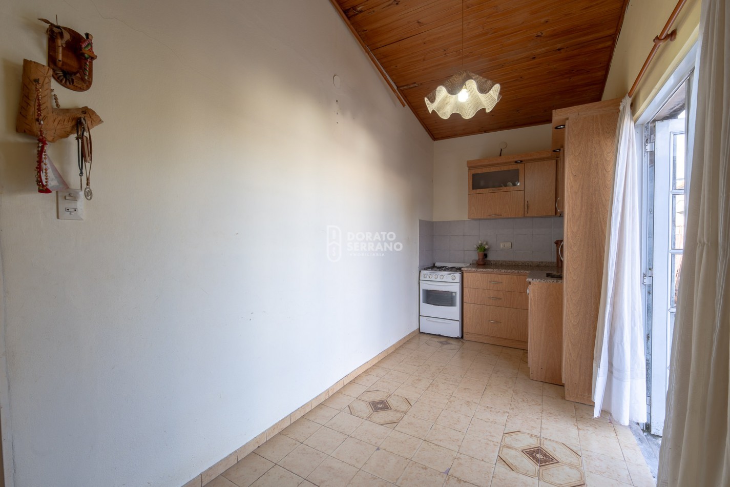 3X1 / CASA - DEPTO - LOCAL -  PASOS DE LA PLAZA CENTRAL!