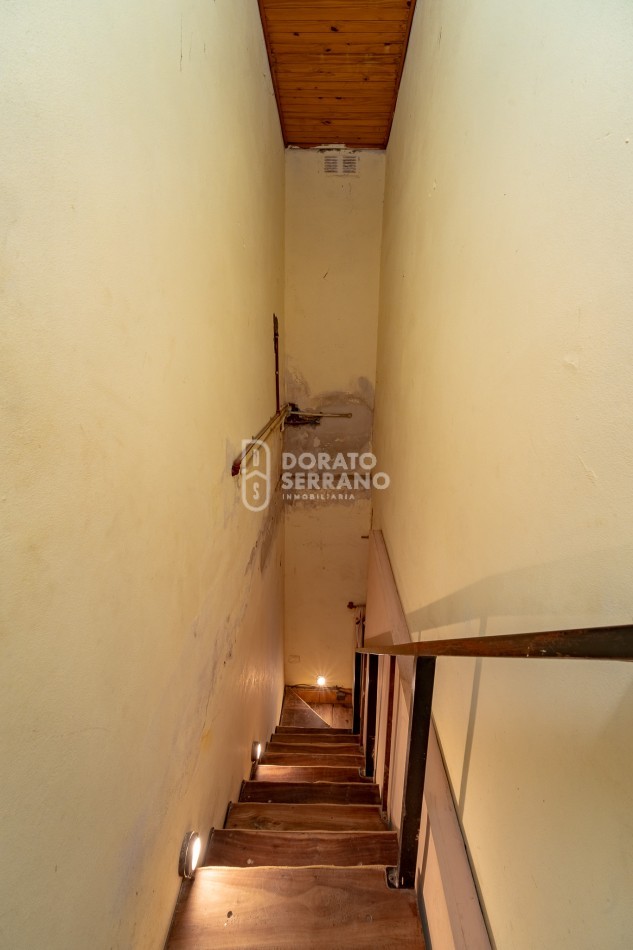3X1 / CASA - DEPTO - LOCAL -  PASOS DE LA PLAZA CENTRAL!