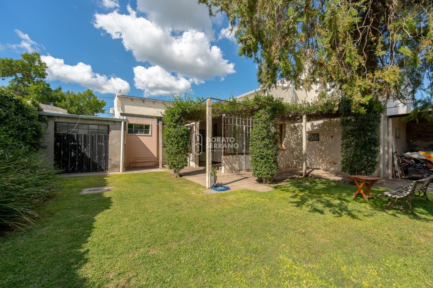 MAGNIFICA & VERSATIL / CANTIDAD + CALIDAD.