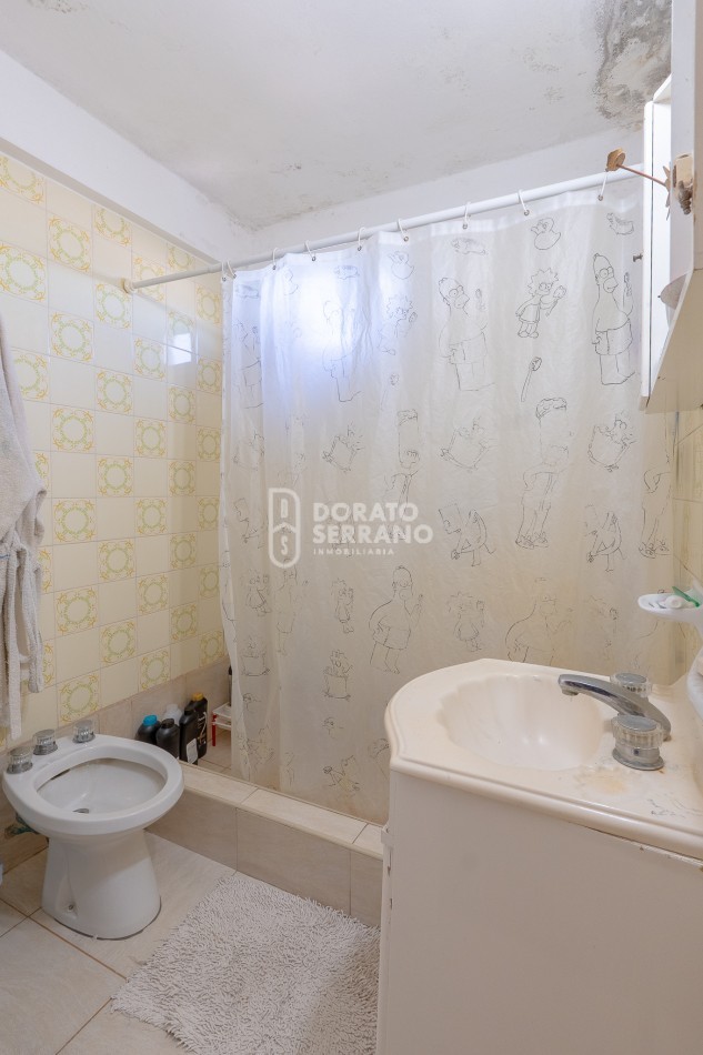 DEPTO. 2 DORMITORIOS! IMPECABLE! SOBRE AVENIDA J. NEWBERY!