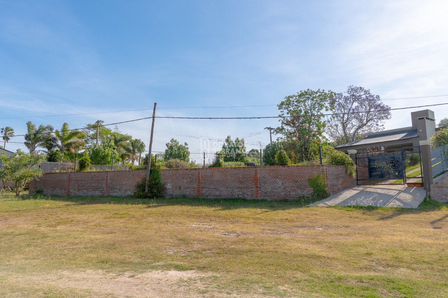 EXTRAORDINARIA! BARRIO GALVEZ - LAGUNA DE LOTTO.