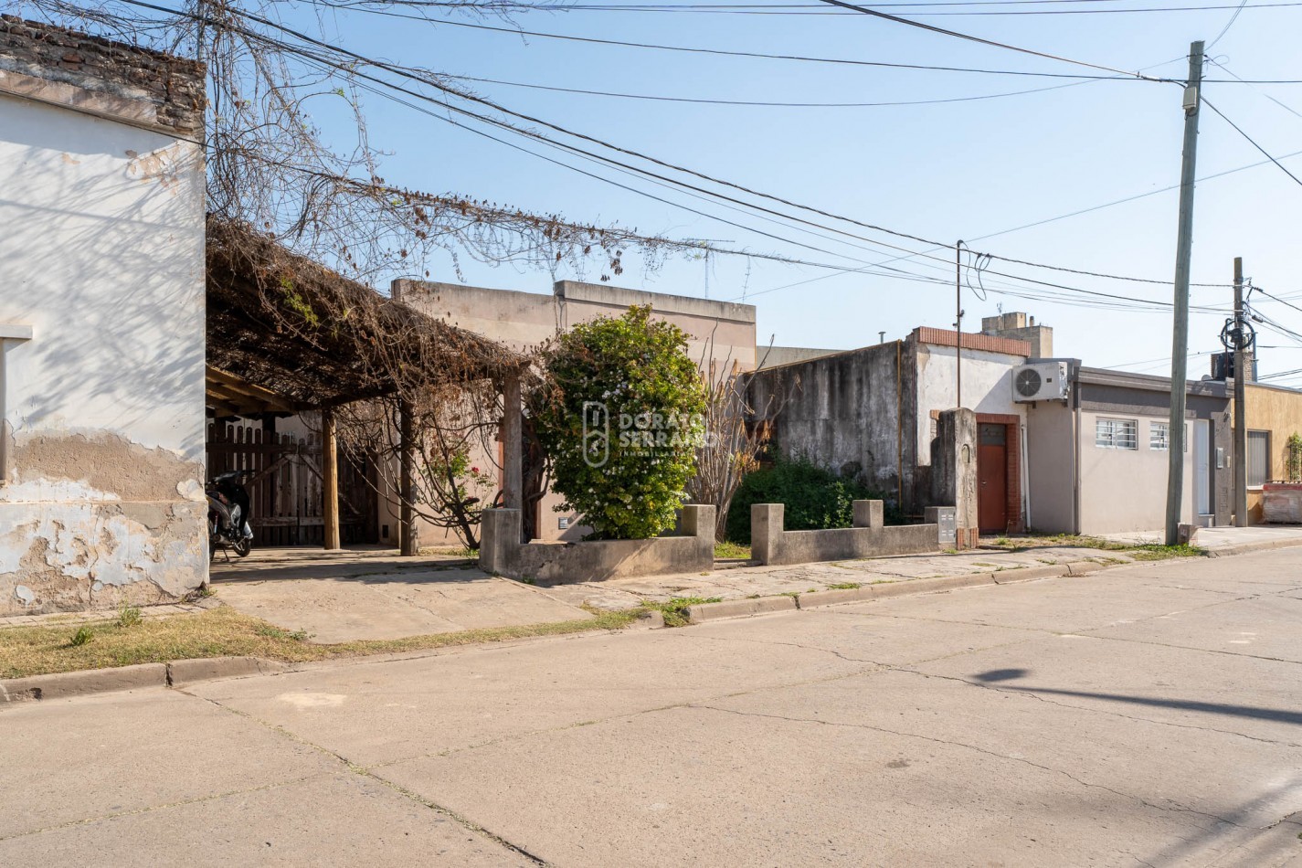 RECICLADO EN MARCHA! 27 MTS DE FRENTE! BARRIO PROGRESO!