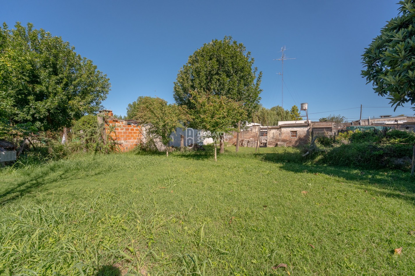 GRAN LOTE + CONSTRUCCION A RECUPERAR. 