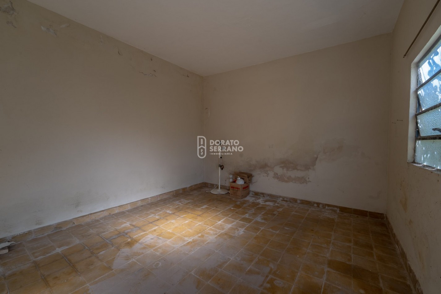 SOBRIA & ELEGANTE & RESIDENCIAL
