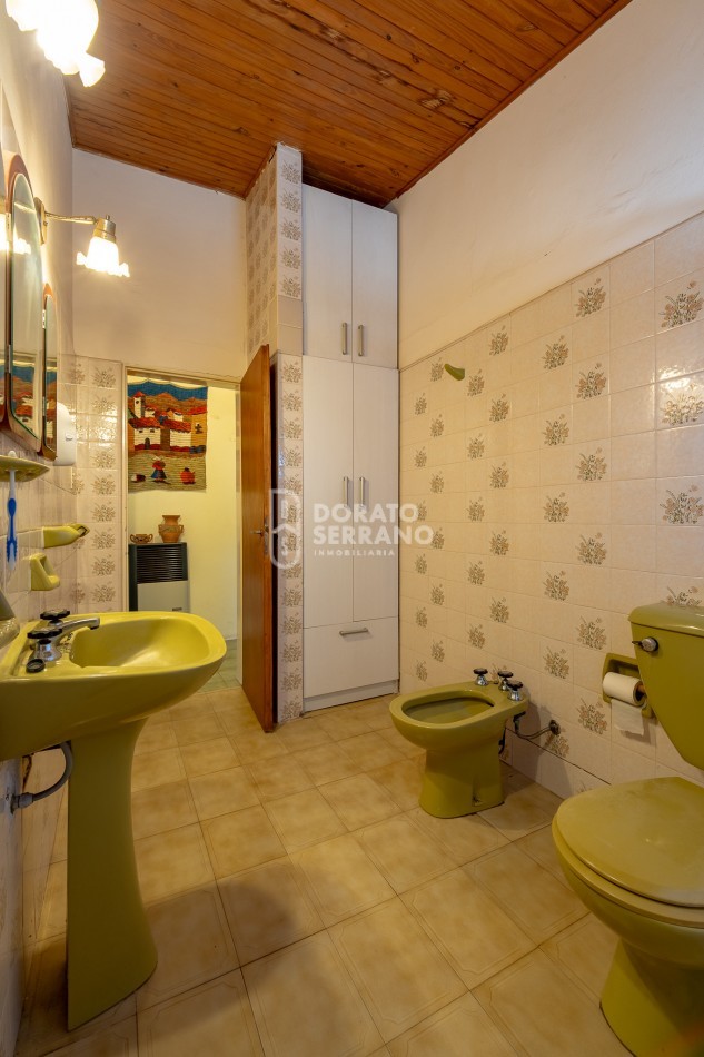 3X1 / CASA - DEPTO - LOCAL -  PASOS DE LA PLAZA CENTRAL!