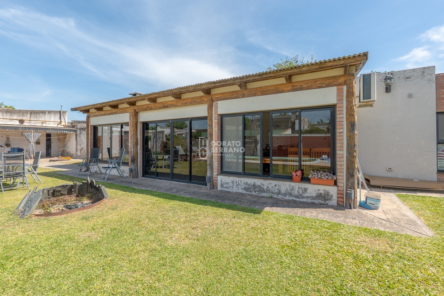 ESTILO & AMENITIES + LOTE XL / EXTRAORDINARIO! 