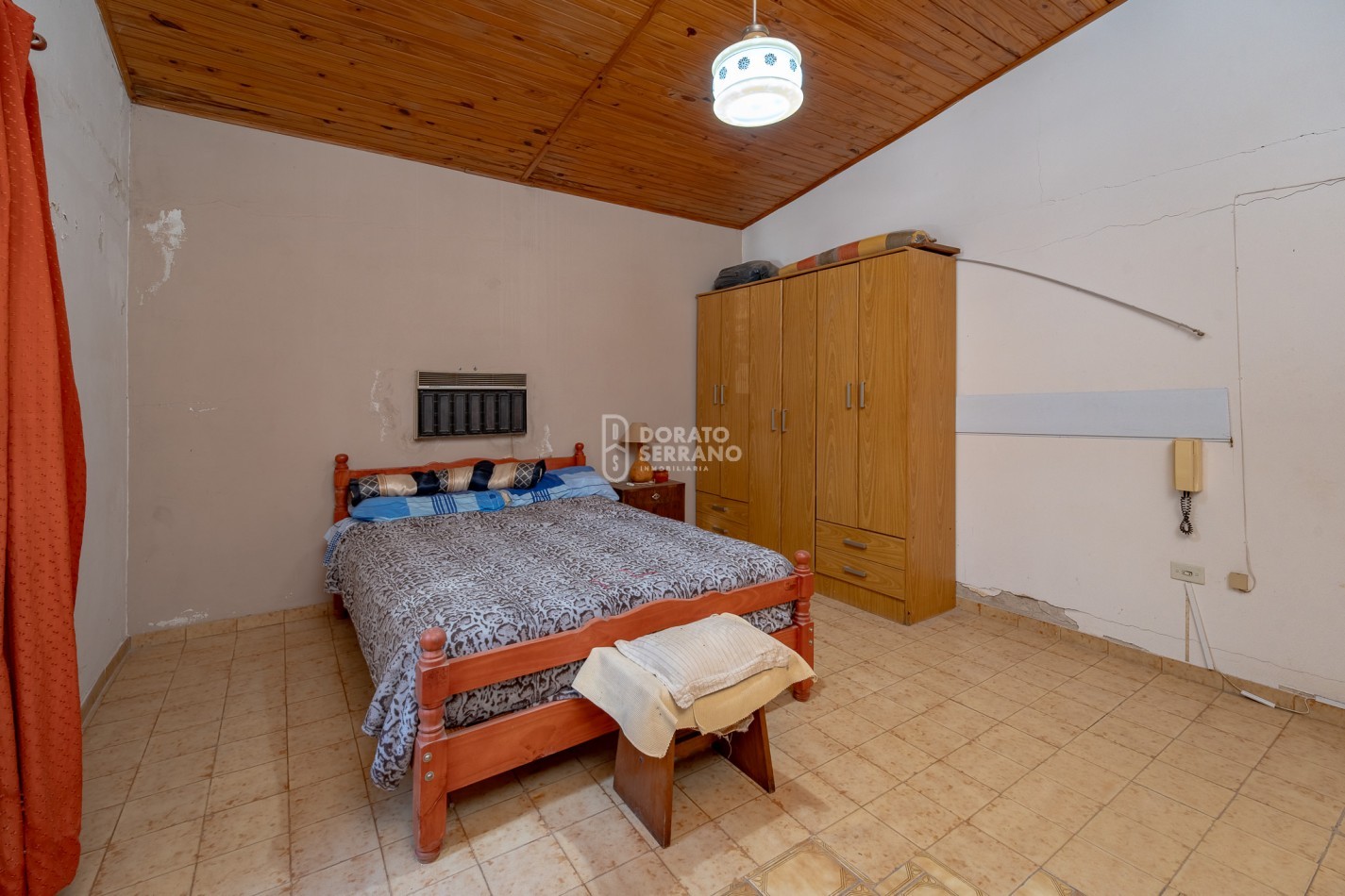 3X1 / CASA - DEPTO - LOCAL -  PASOS DE LA PLAZA CENTRAL!