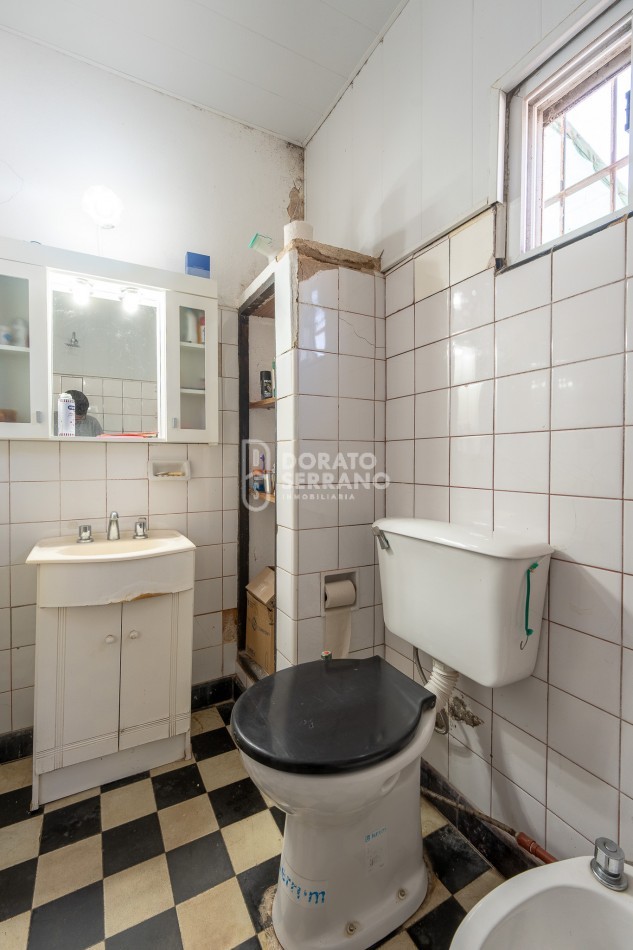 OPERATIVA! A MTS. DE AVENIDA! TODOS LOS SERVICIOS.