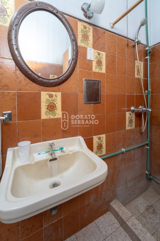 3X1 / CASA - DEPTO - LOCAL -  PASOS DE LA PLAZA CENTRAL!