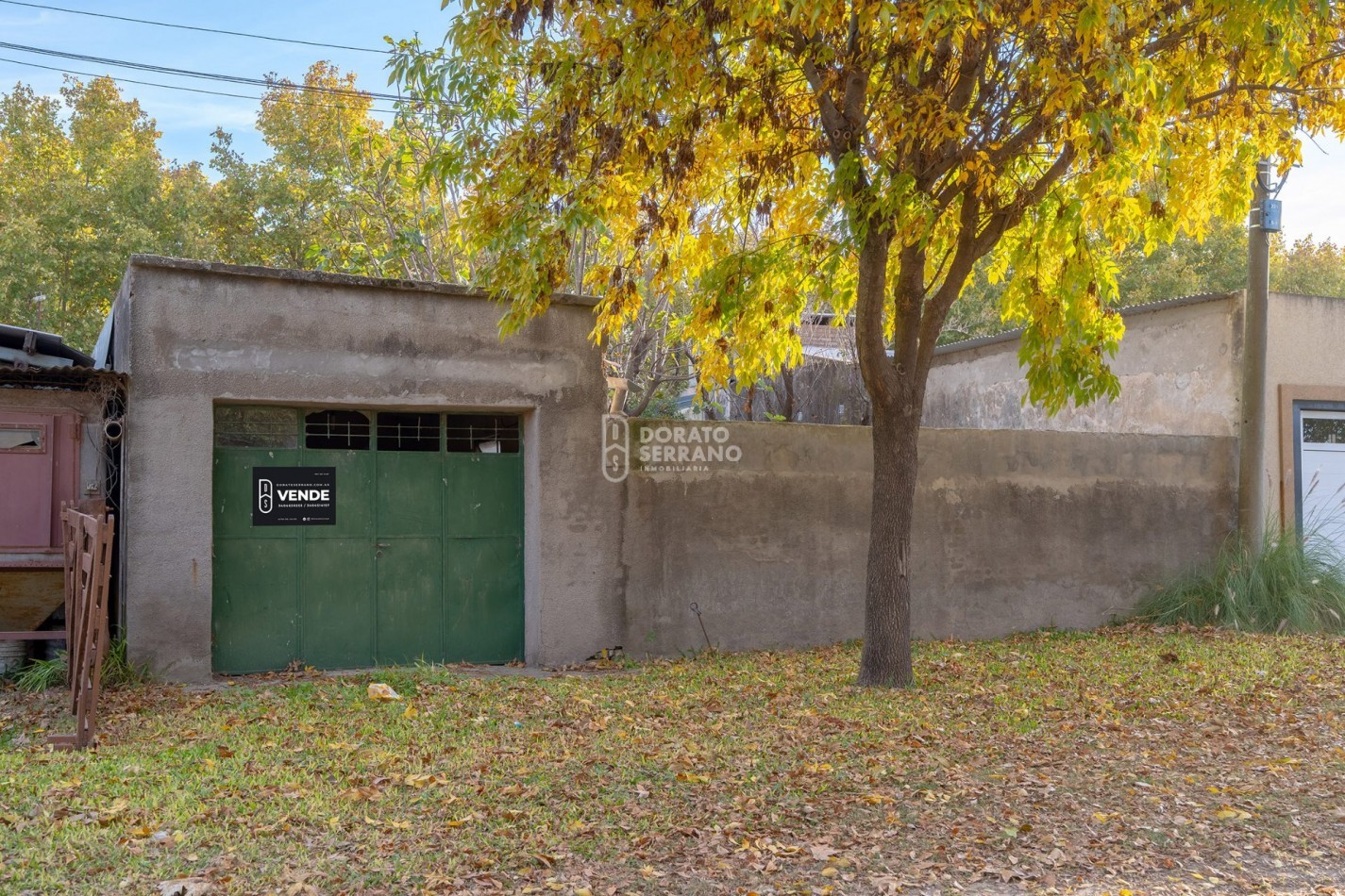 CASA A RECICLAR + LOTE PASANTE! 2 FRENTES!