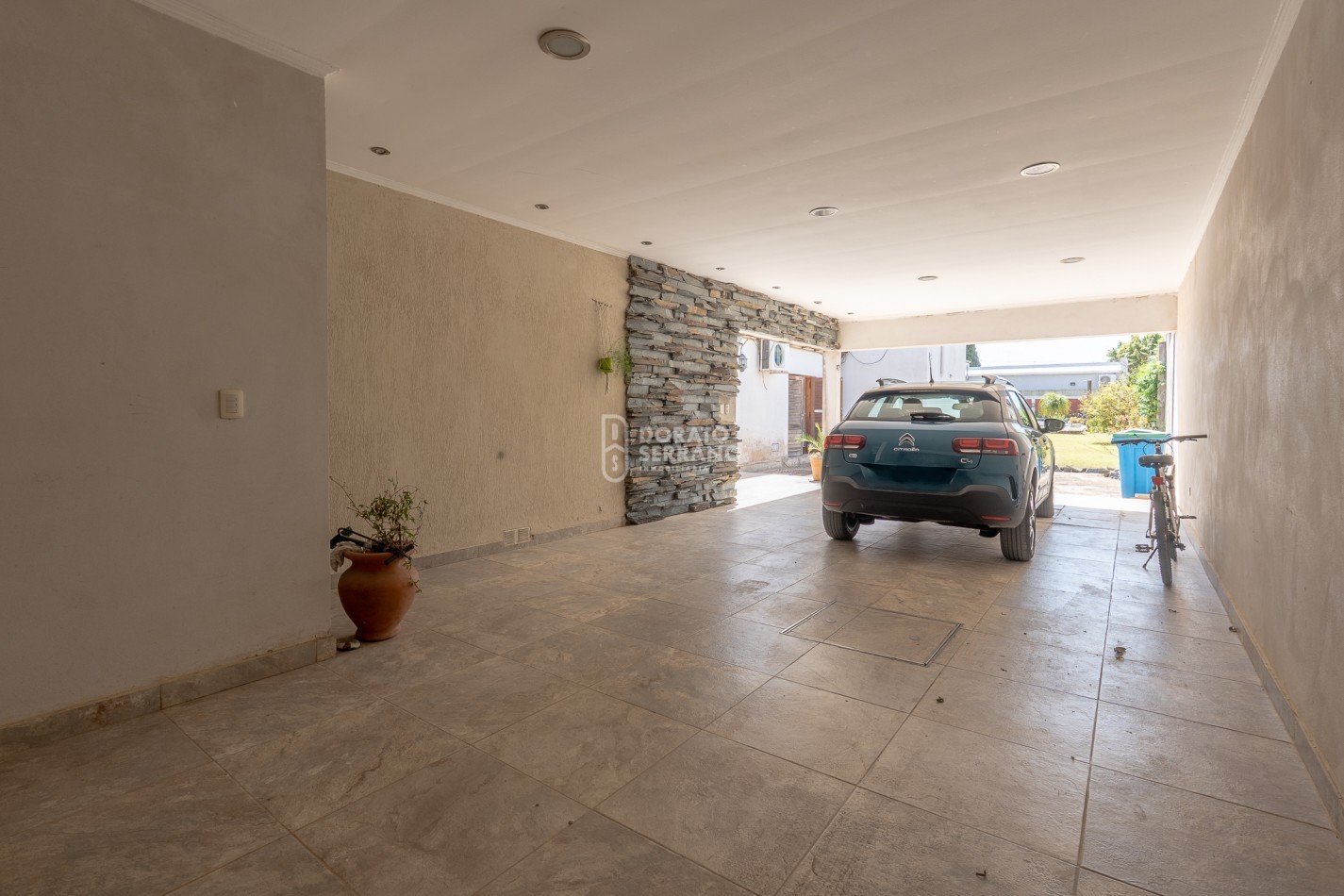 ESTILO & AMENITIES + LOTE XL / EXTRAORDINARIO! 