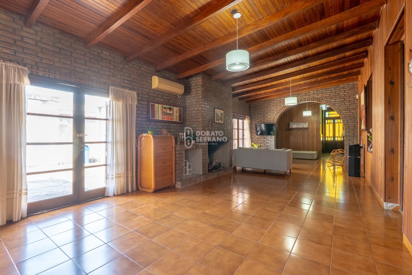 ESTILO & AMENITIES + LOTE XL / EXTRAORDINARIO! 