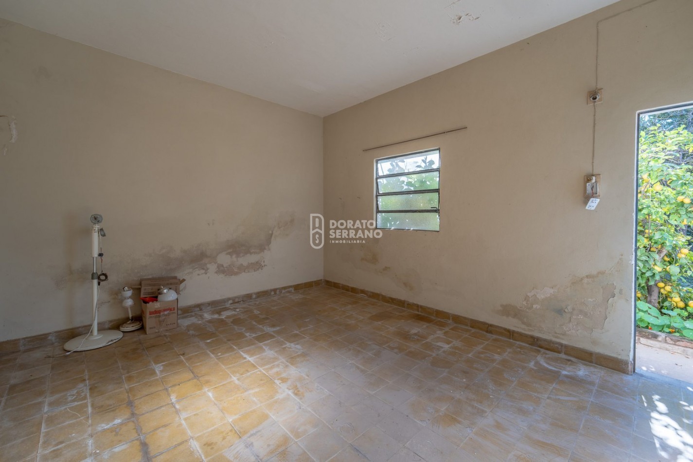 SOBRIA & ELEGANTE & RESIDENCIAL