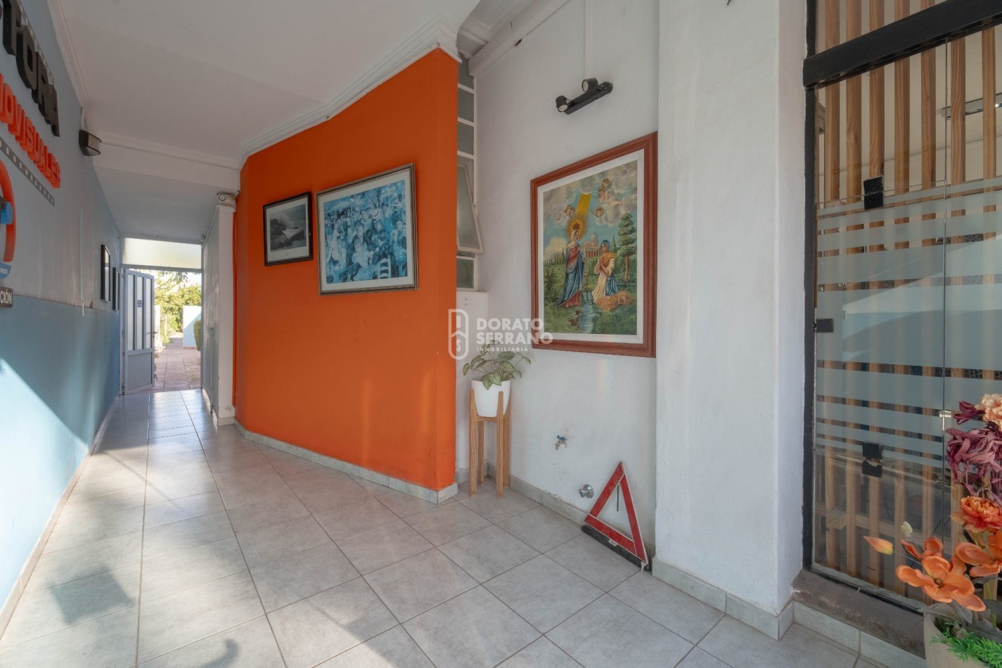 LOCAL + OFICINAS + LOTE 10X50 / MICROCENTRO!