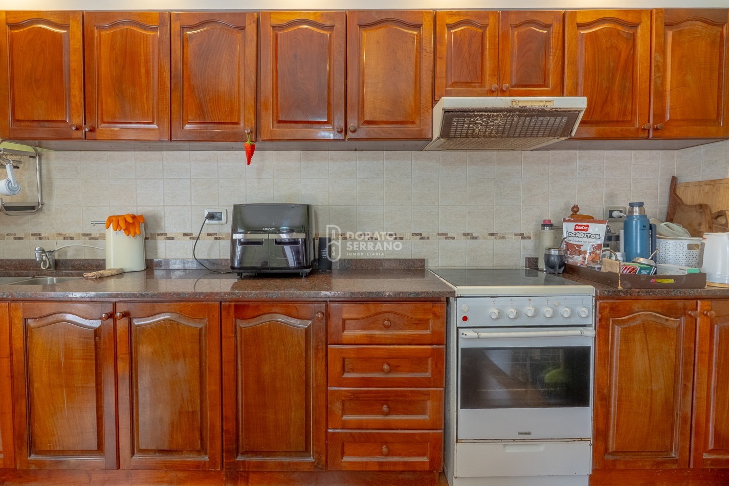 ESTILO & AMENITIES + LOTE XL / EXTRAORDINARIO! 