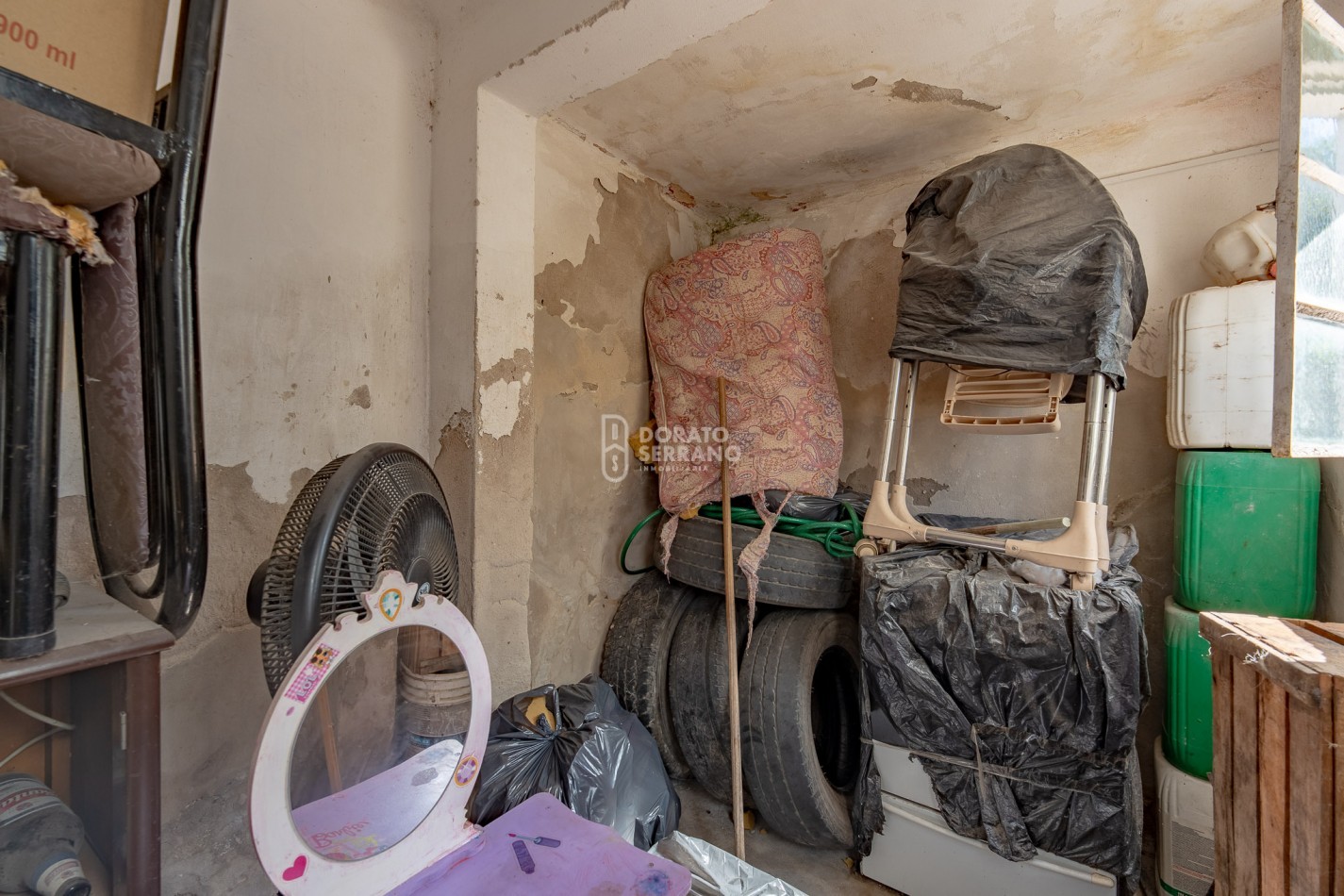 CASA TIPO + TODOS LOS SERVICIOS! Buena ubicacion & Estado Operativo.