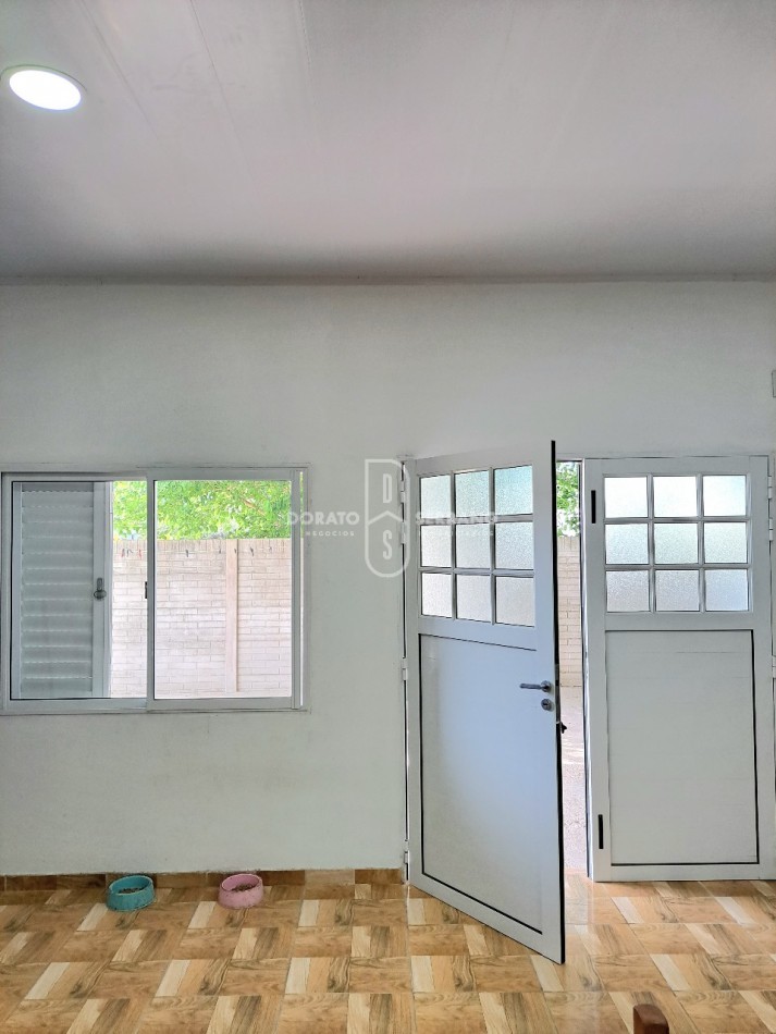 SAN CARLOS SUD! PRACTICA VIVIENDA + ENORME POTENCIAL DE UN LOTE ESPLENDIDO!