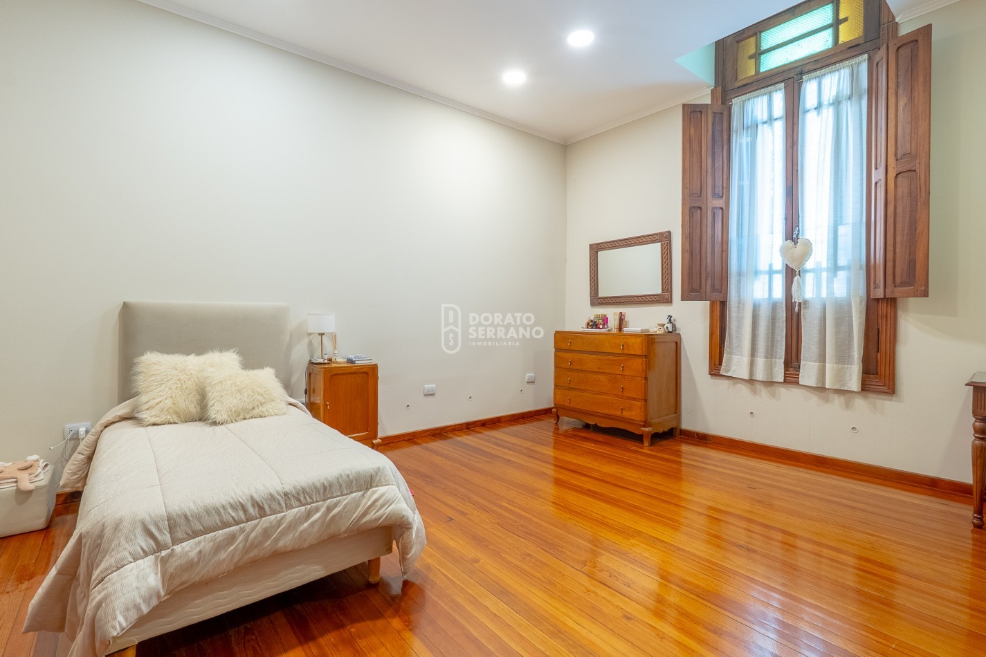 ESTILO & AMENITIES + LOTE XL / EXTRAORDINARIO! 