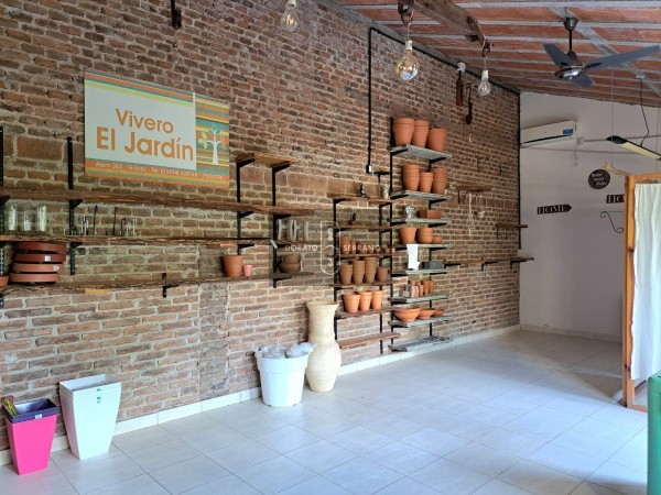 LOCAL COMERCIAL - CORAZÓN VERDE DE ALEM!