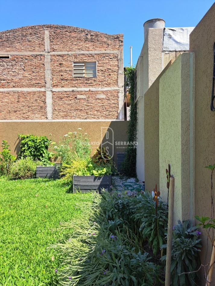 LOTE PARQUIZADO + GARAGE DOBLE / A PASOS DE AV. 20 DE JUNIO!