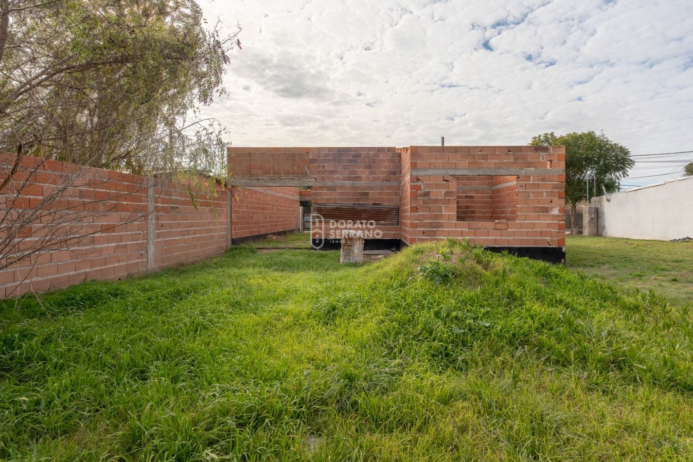 LOTE + CASA A TERMINAR! 