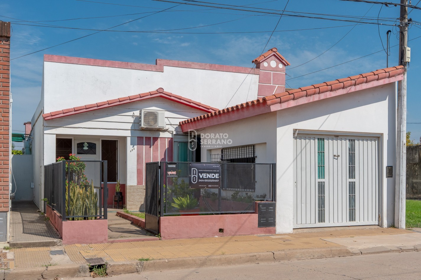 OPERATIVA! A MTS. DE AVENIDA! TODOS LOS SERVICIOS.