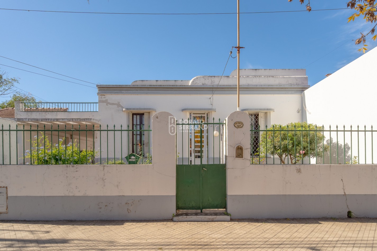CASA PARA SIEMPRE! NOBLEZA Y CALIDEZ & PLENO CENTRO!