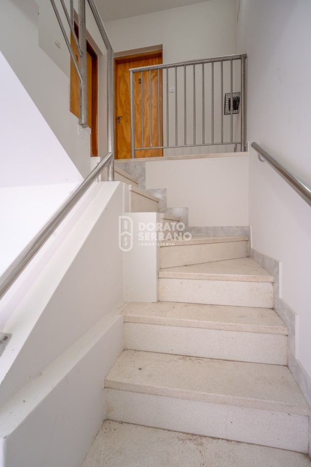 DEPTO. GIGANTE EN MICROCENTRO! 132 M2 EXCLUSIVOS & PLUS TERRAZA SOLARIUM!