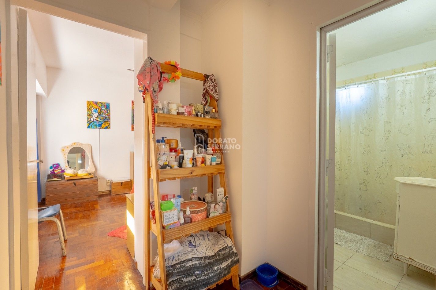 DEPTO. 2 DORMITORIOS! IMPECABLE! SOBRE AVENIDA J. NEWBERY!
