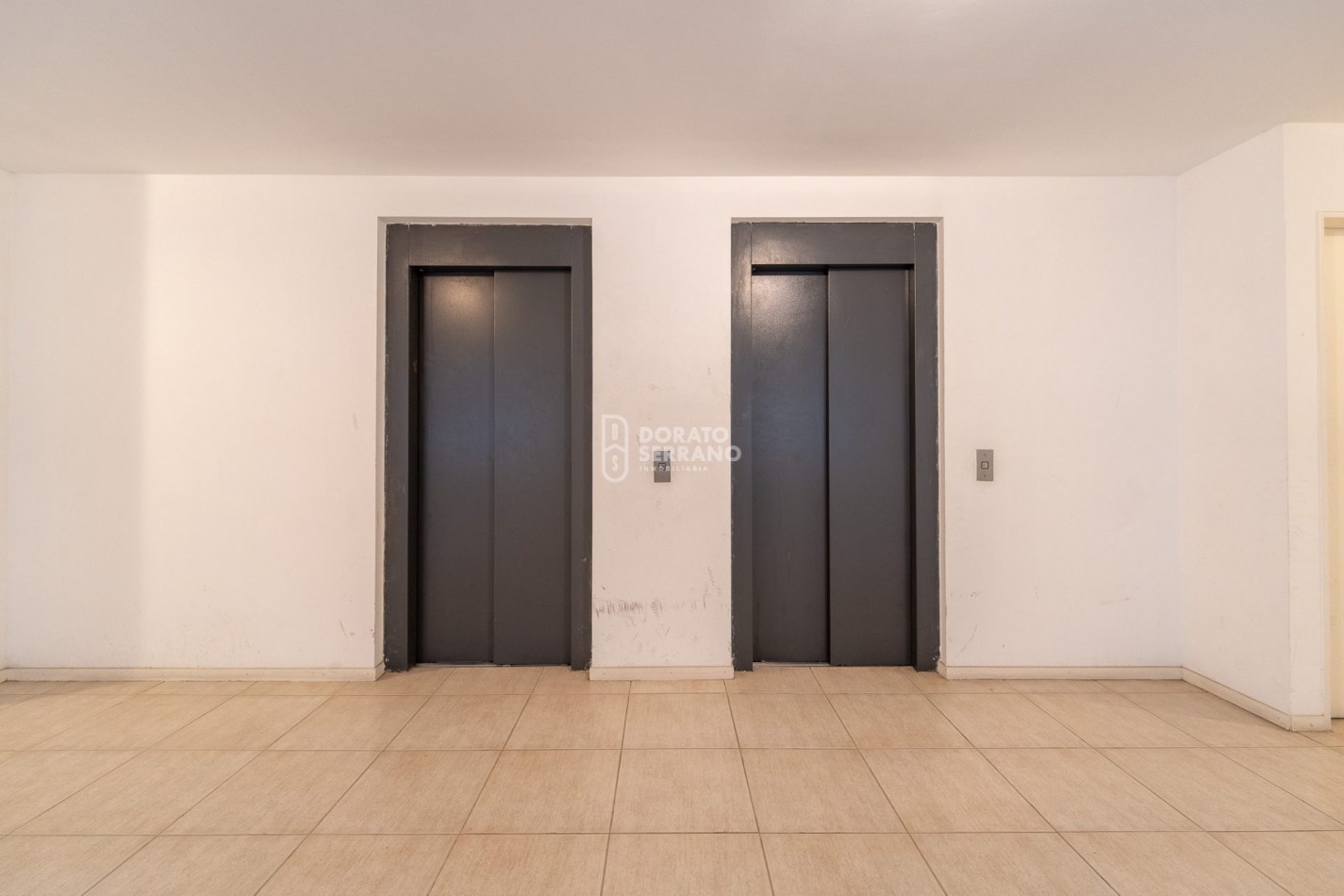 DEPTO. 1 DORMITORIO Y BAULERA S/ PEATONAL SAN MARTIN. ROSARIO!