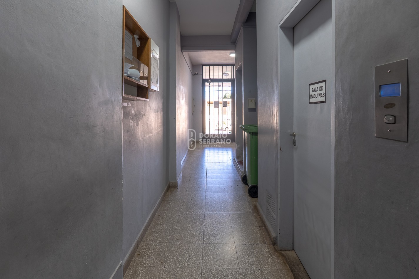 DEPTO. 2 DORMITORIOS! IMPECABLE! SOBRE AVENIDA J. NEWBERY!