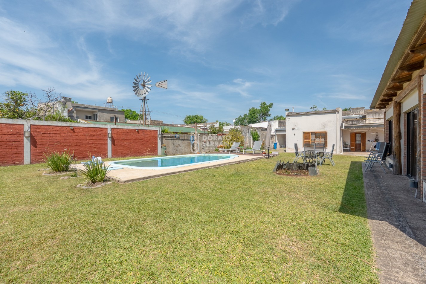 ESTILO & AMENITIES + LOTE XL / EXTRAORDINARIO! 