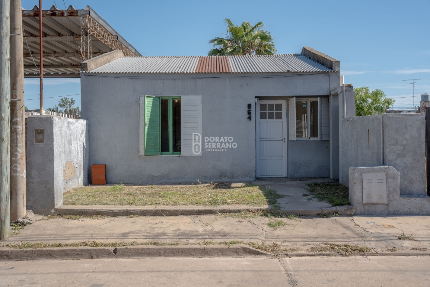 CASA PARA HABITAR  +  LOTE IDEAL + TODOS LOS SERVICIOS! - 15 MTS. DE FRENTE!