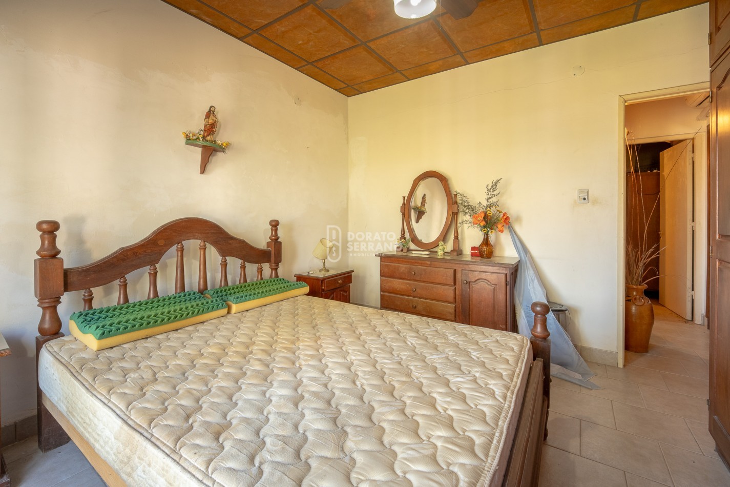 CASA EN EL RIO! GRANDIOSA! BARRIO BASUALDO!