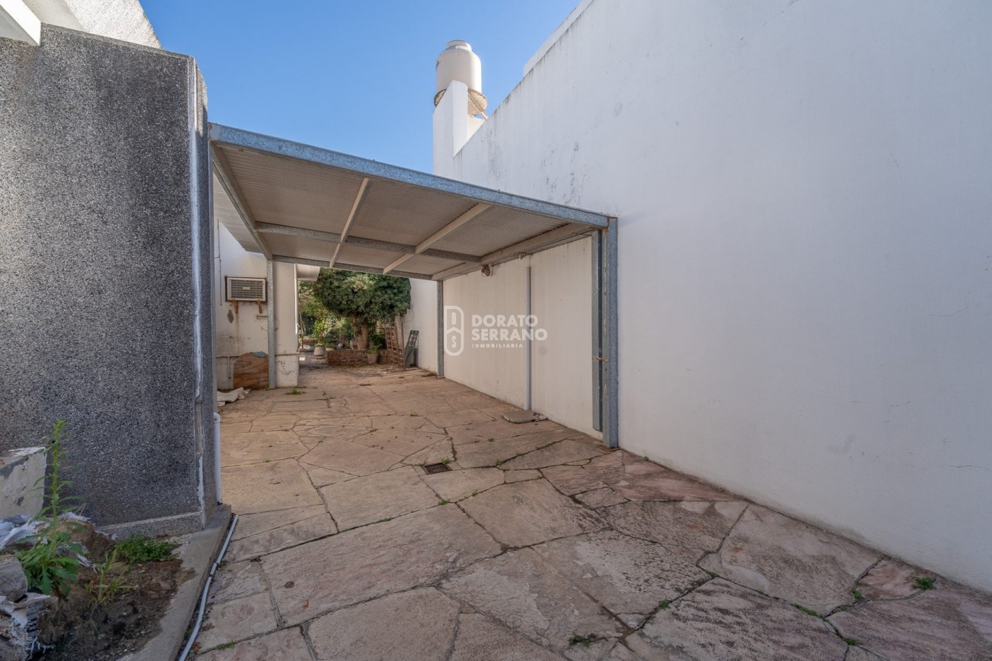 SOBRIA & ELEGANTE & RESIDENCIAL