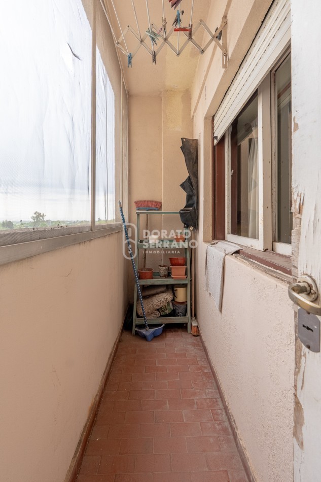 3 DORMITORIOS + 2 BAÑOS + DOBLE BALCON! 96 M2!