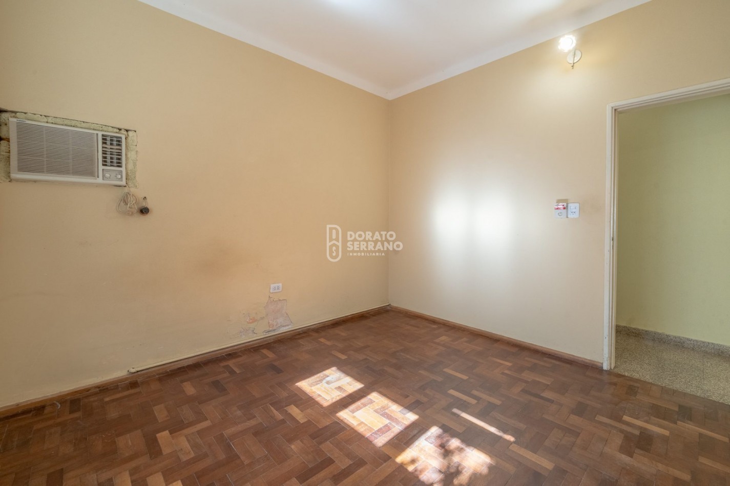 SOBRIA & ELEGANTE & RESIDENCIAL