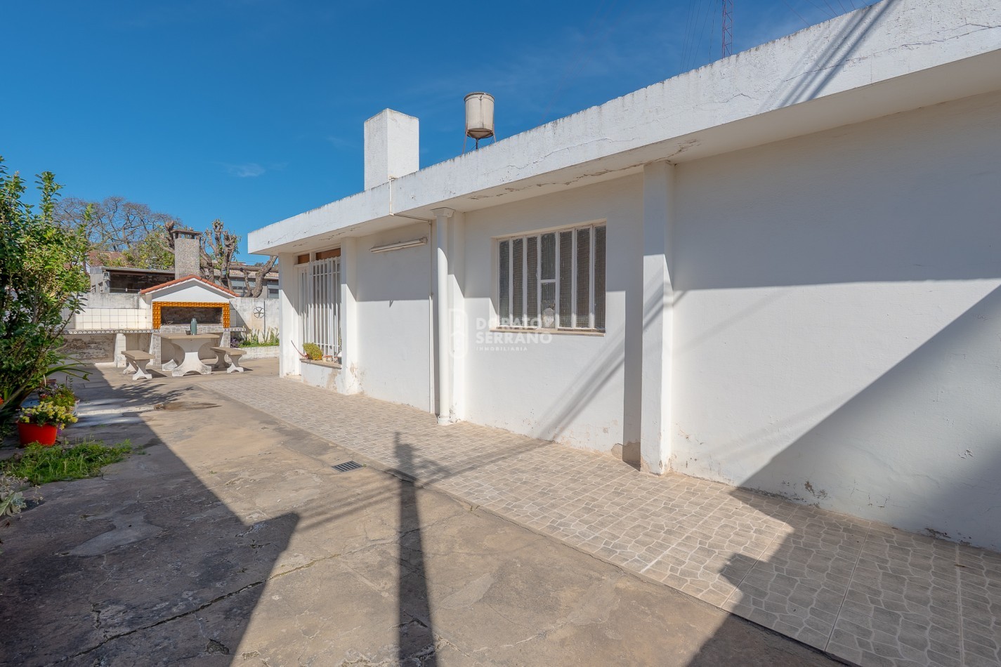 CASA - BUEN ESTADO & TODOS LOS SERVICIOS - 