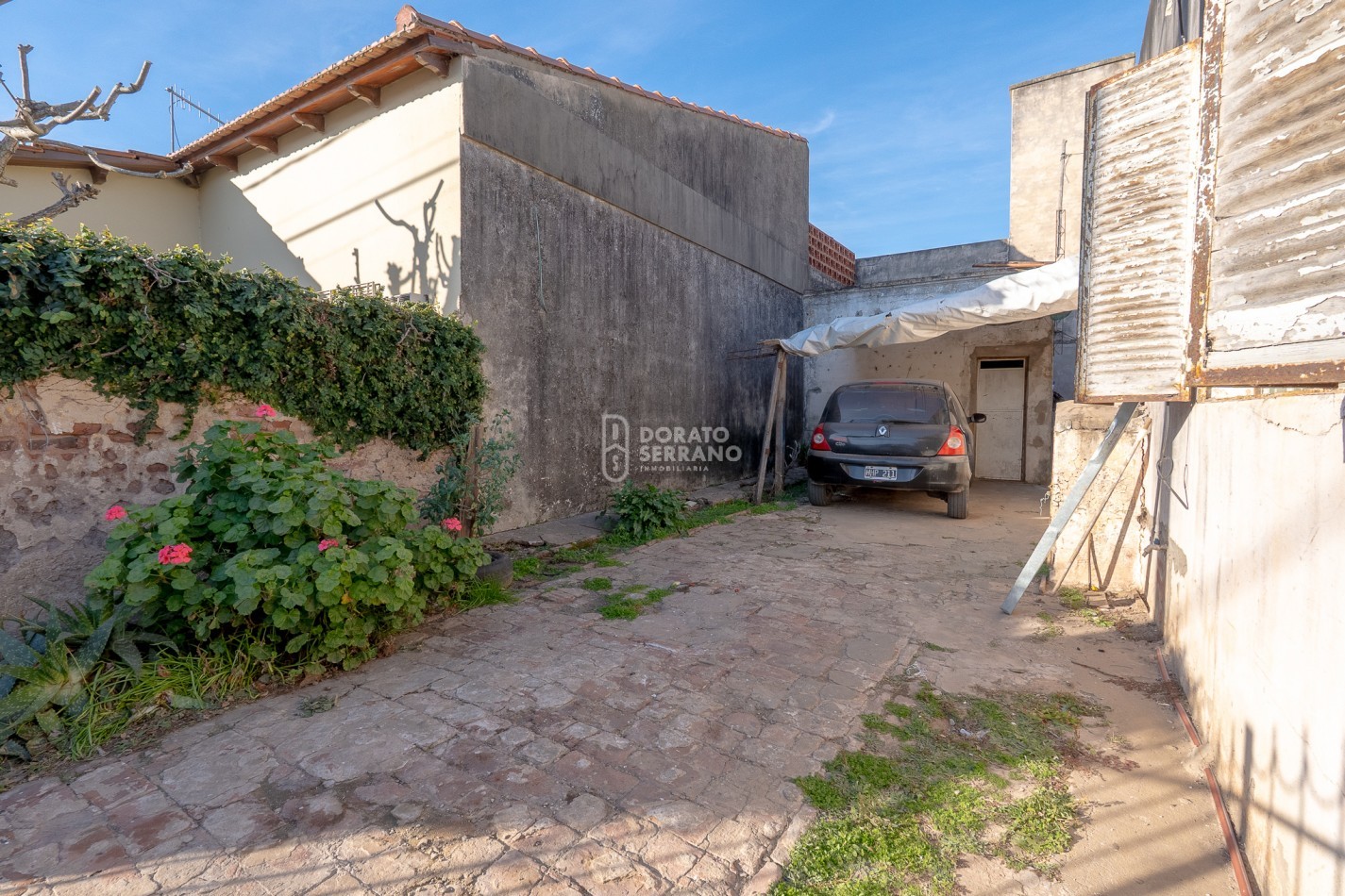 CASA A RECICLAR!