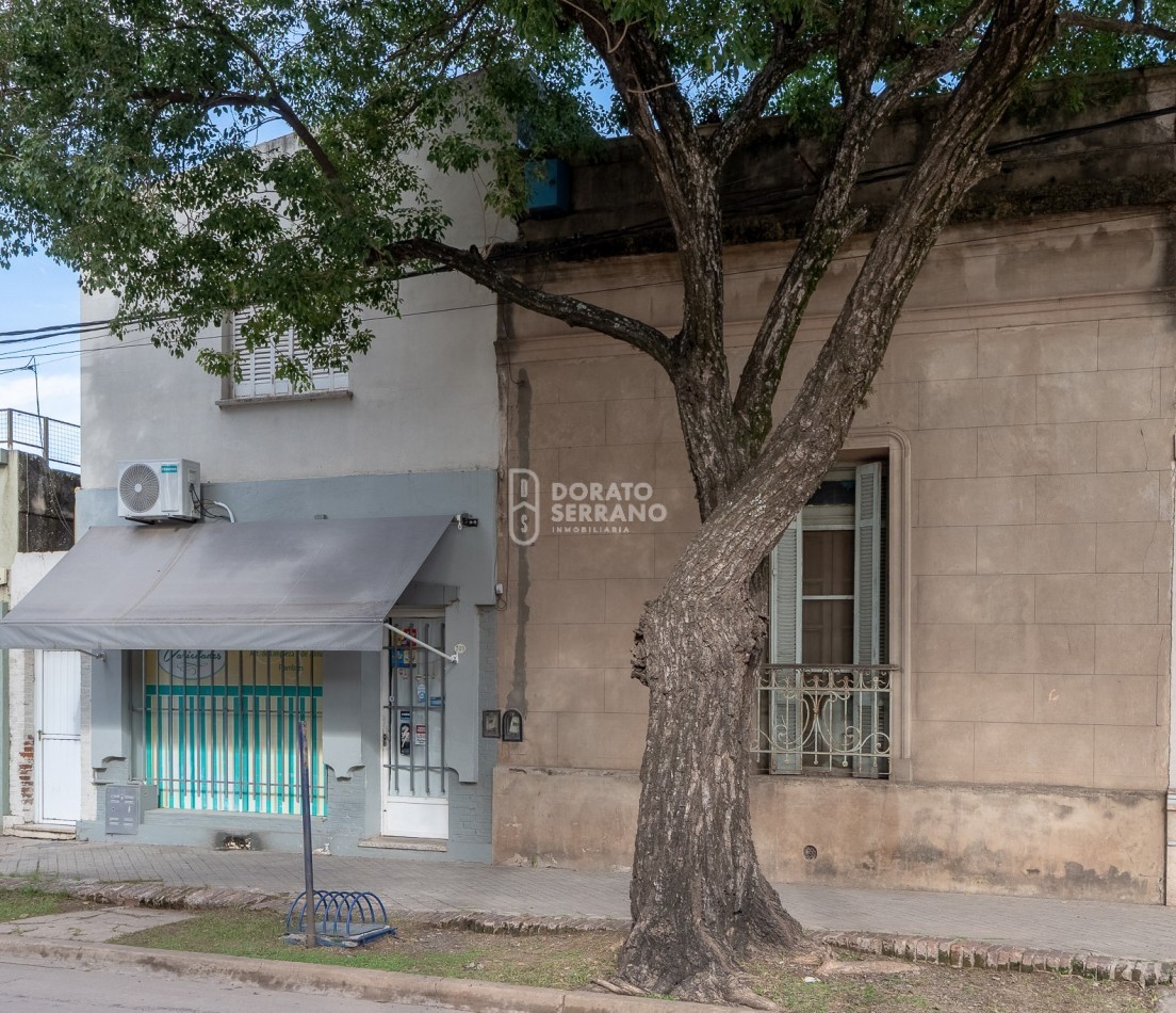 3X1 / CASA - DEPTO - LOCAL -  PASOS DE LA PLAZA CENTRAL!