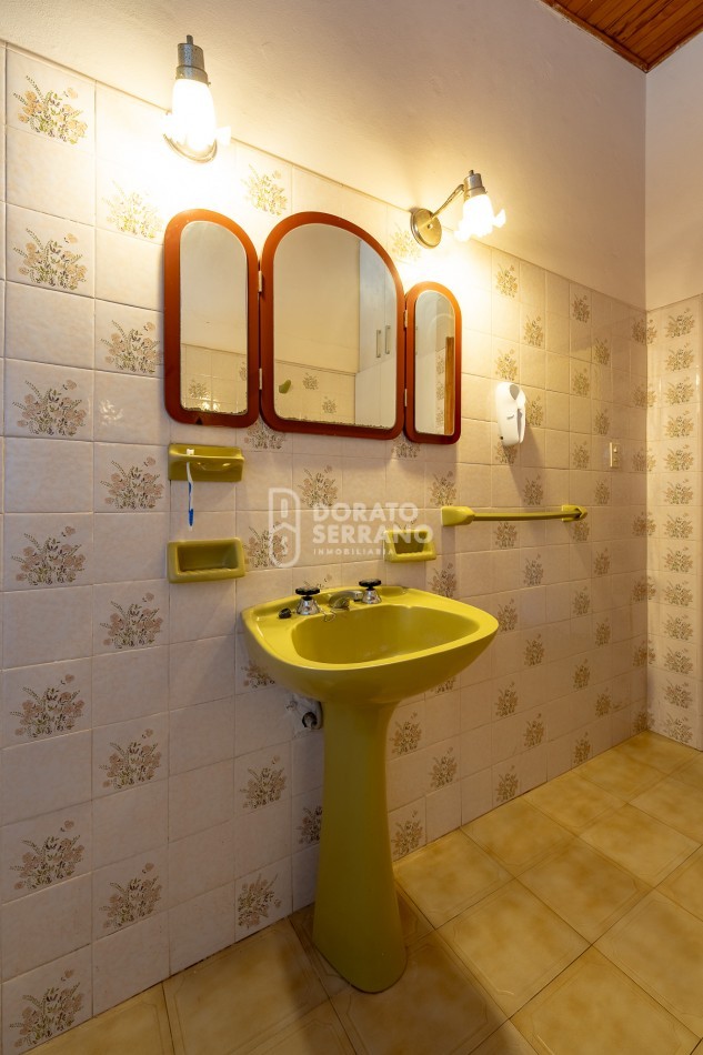 3X1 / CASA - DEPTO - LOCAL -  PASOS DE LA PLAZA CENTRAL!