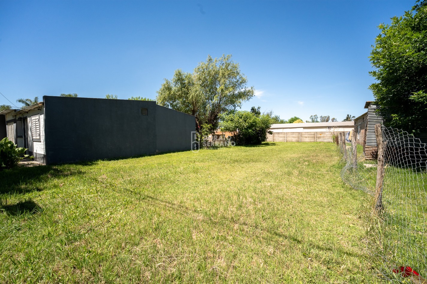 LOTE 10 X 30 - ZONA RESIDENCIAL