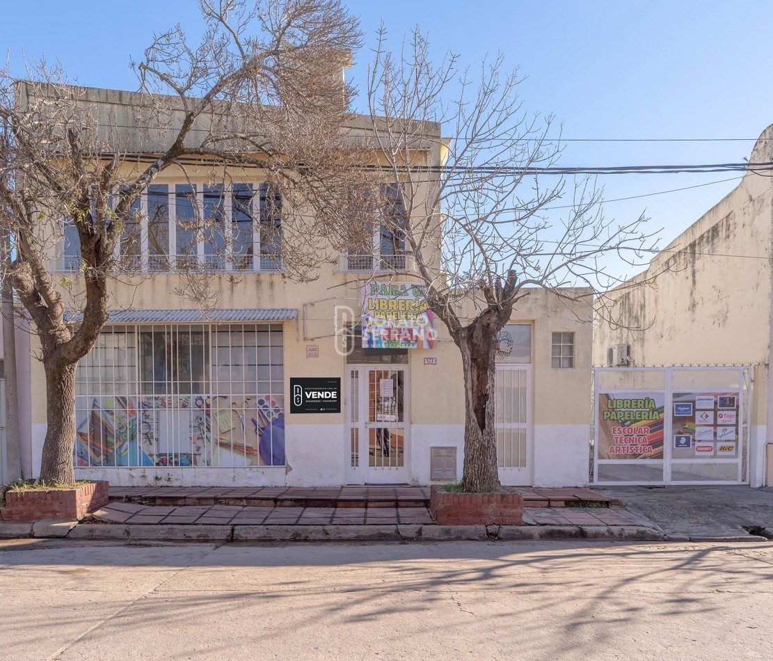 CASA + LOCAL + DEPOSITO.