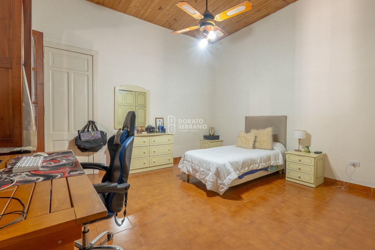 ESTILO & AMENITIES + LOTE XL / EXTRAORDINARIO! 